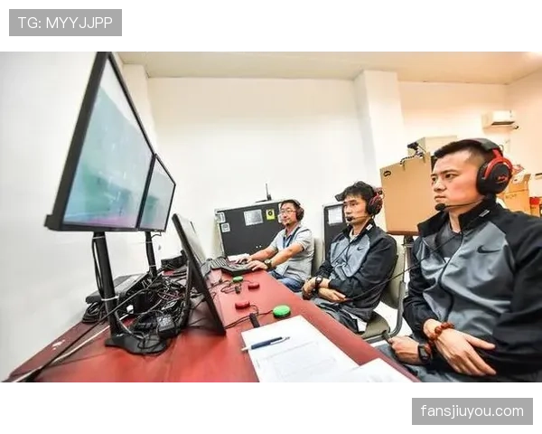 VAR规则中关键判罚流程及其对裁判判定的影响解析